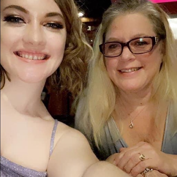 Meet Your Posher CindyLou 5 Star ⭐️ Rating Ambassador II, Bundles Are Best Deals - Picture 11 of 16